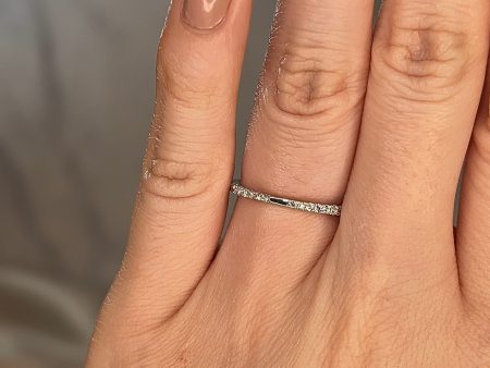 Dhalia  0.20ct Diamond Gradient Eternity Ring ET61 Online Sale