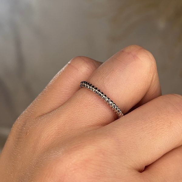 Aspen  Minimalist Twisted Rope Contemporary Eternity Ring ET72 Hot on Sale